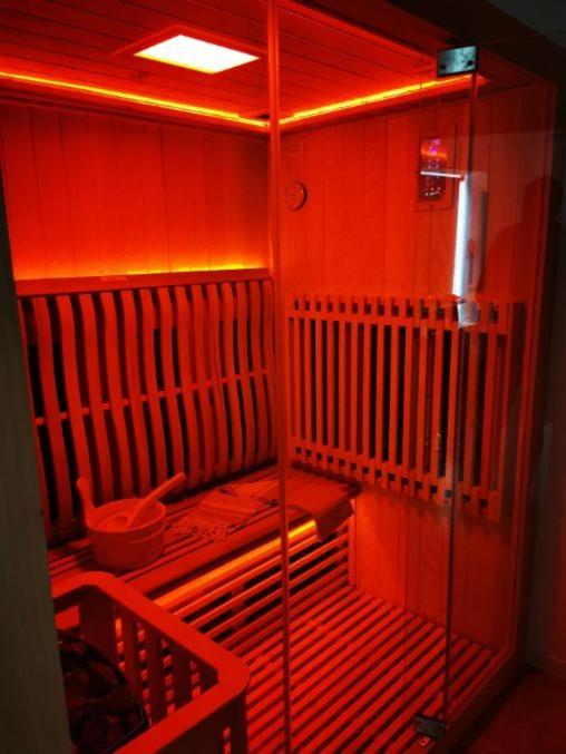 Spabyelleetlui Rouge Ou Bleu * Mouscron