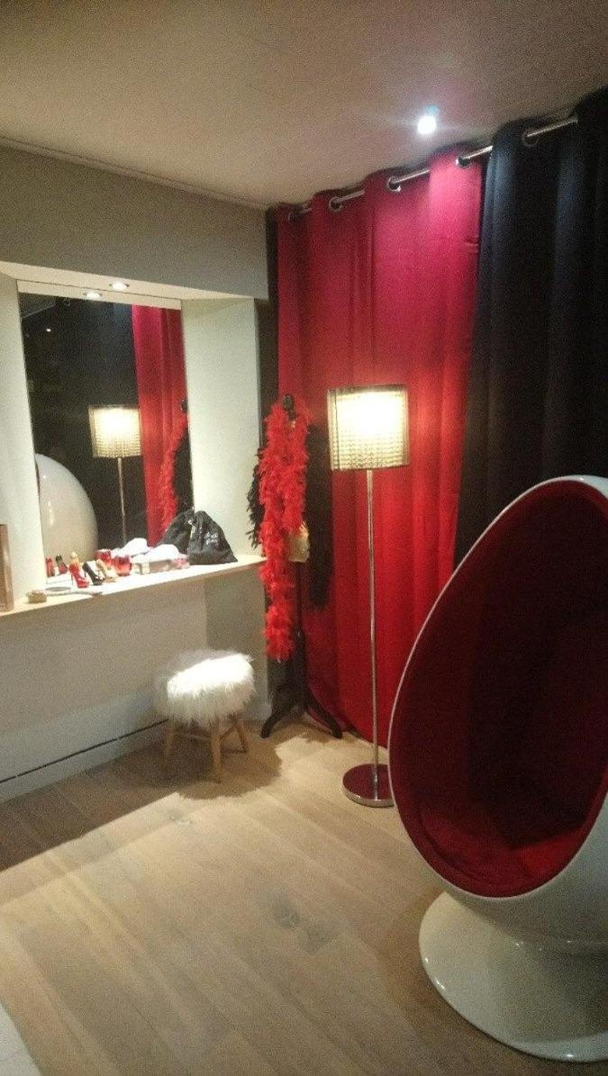 Spabyelleetlui Rouge Ou Bleu Liefdeshotel