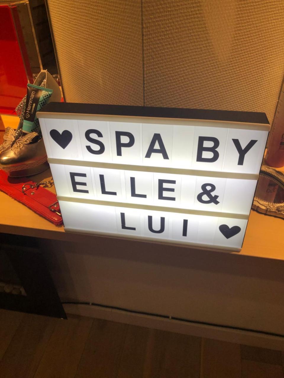 Love hotel Spabyelleetlui Rouge Ou Bleu Mouscron